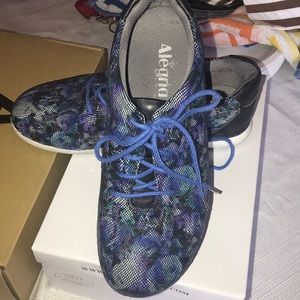 Alegria Casual Walking shoes size 39-9.5